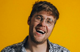 Garrett Watts Net Worth