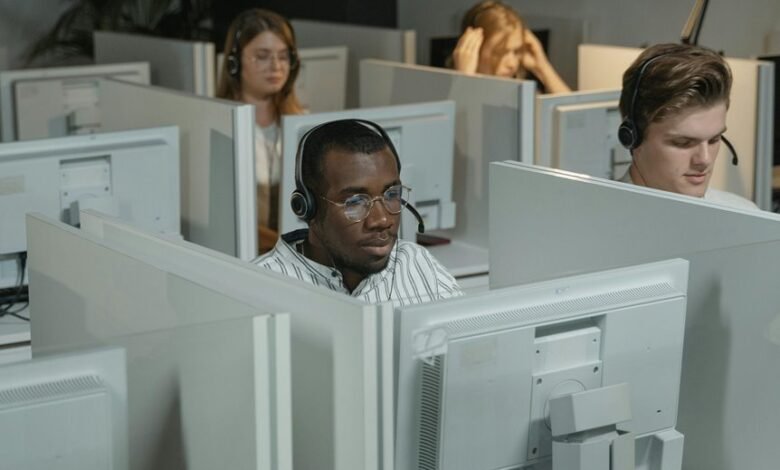 fraud hotline caller numbers